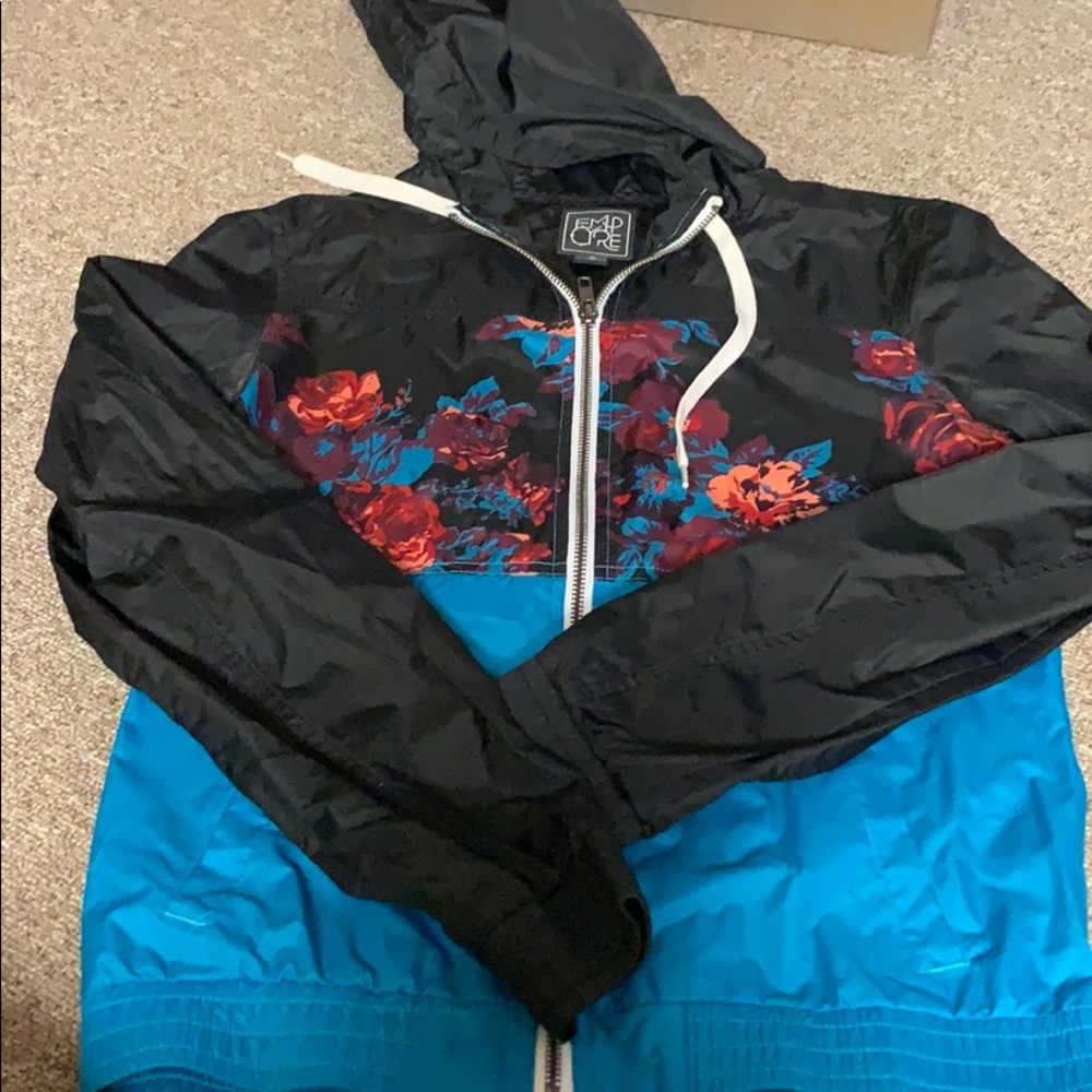 Jacket - Picture 2 of 4